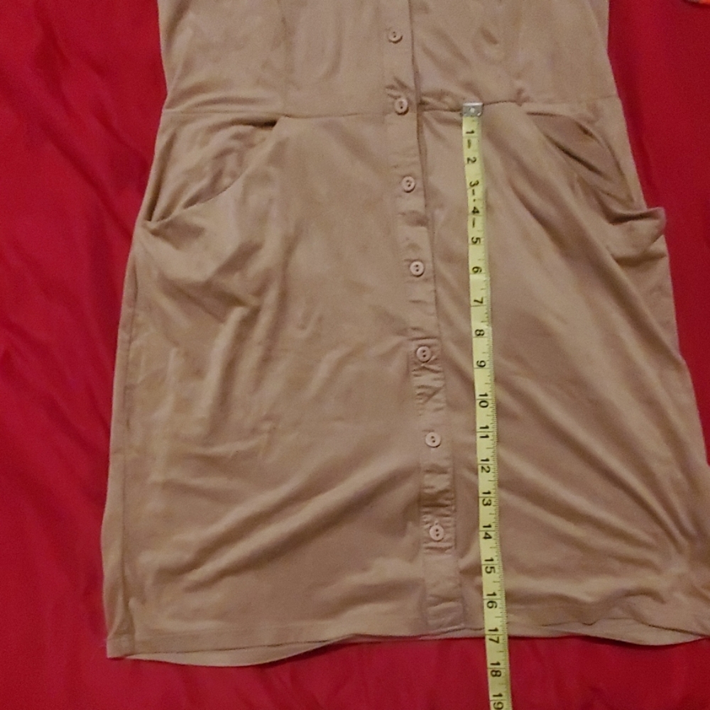 Dress - Picture 7 of 7